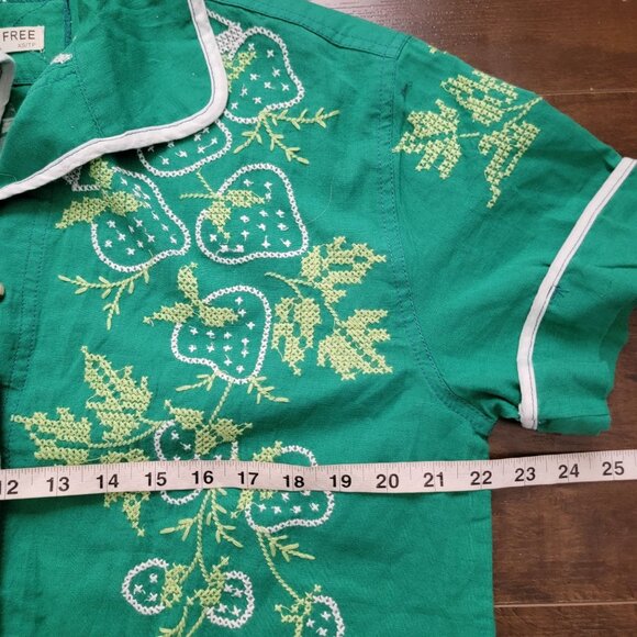 Free People Strawberry Shirt Womens XS Green Embroidered Vintage Oversized Retro - Picture 7 of 8
